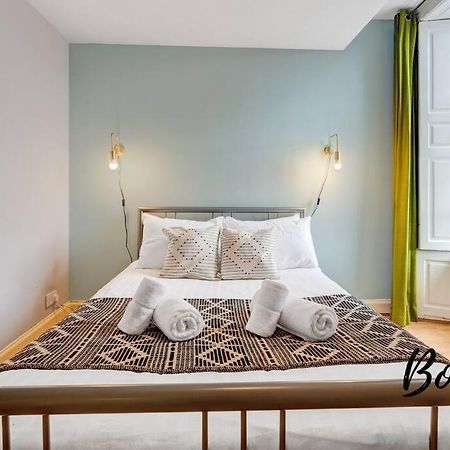 Monge Suite Old Town 2Br-1Ba, Near Royal Mile By Bonjour Residences エディンバラ エクステリア 写真