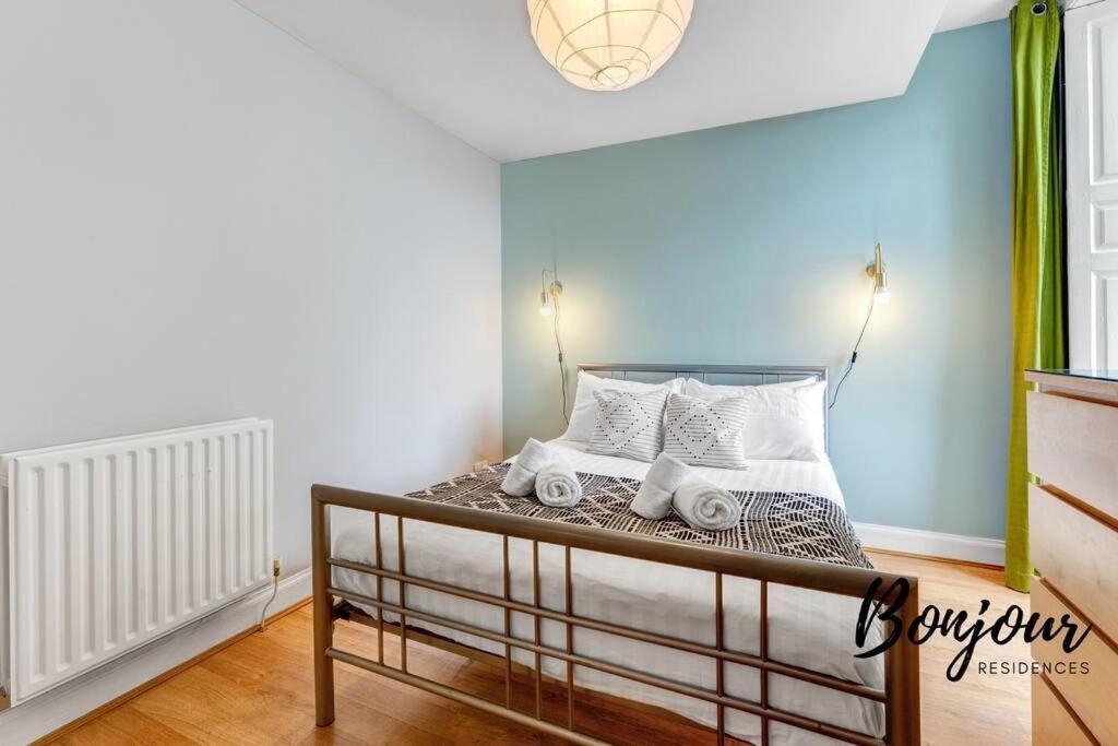 Monge Suite Old Town 2Br-1Ba, Near Royal Mile By Bonjour Residences エディンバラ エクステリア 写真