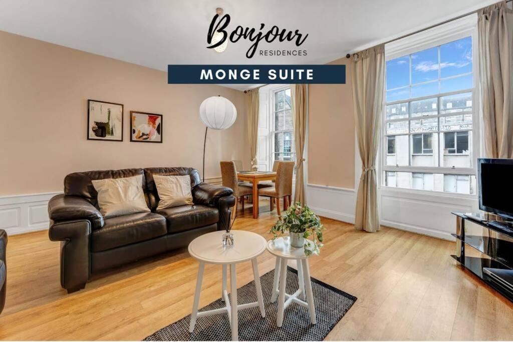 Monge Suite Old Town 2Br-1Ba, Near Royal Mile By Bonjour Residences エディンバラ エクステリア 写真